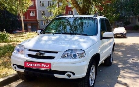 Chevrolet Niva I рестайлинг, 2013 год, 850 000 рублей, 2 фотография