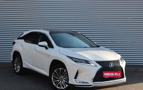 Lexus RX IV рестайлинг, 2019 год, 5 750 000 рублей, 3 фотография