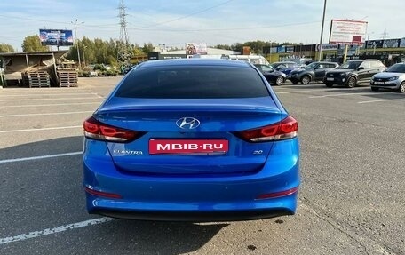 Hyundai Elantra VI рестайлинг, 2016 год, 1 800 000 рублей, 6 фотография