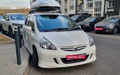 Honda Fit III, 2004 год, 650 000 рублей, 3 фотография