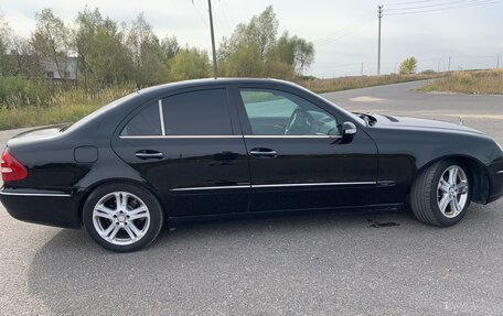 Mercedes-Benz E-Класс, 2004 год, 1 050 000 рублей, 7 фотография