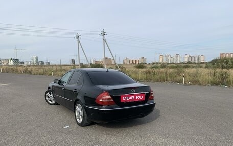 Mercedes-Benz E-Класс, 2004 год, 1 050 000 рублей, 4 фотография