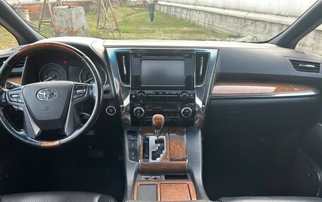 Toyota Alphard III, 2017 год, 5 200 000 рублей, 11 фотография