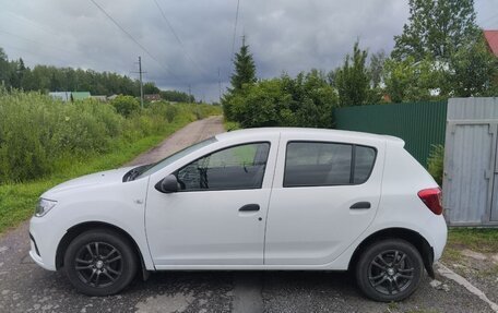 Renault Sandero II рестайлинг, 2020 год, 1 200 000 рублей, 1 фотография