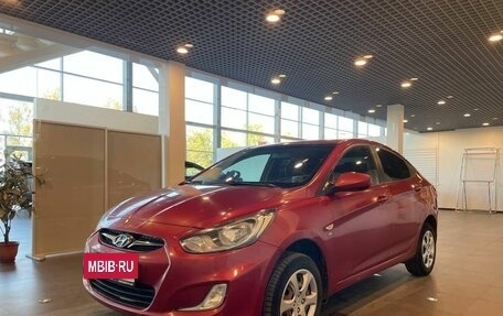 Hyundai Solaris II рестайлинг, 2013 год, 817 000 рублей, 7 фотография