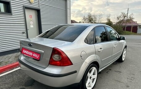 Ford Focus II рестайлинг, 2005 год, 450 000 рублей, 3 фотография