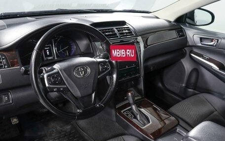 Toyota Camry, 2016 год, 2 250 000 рублей, 14 фотография