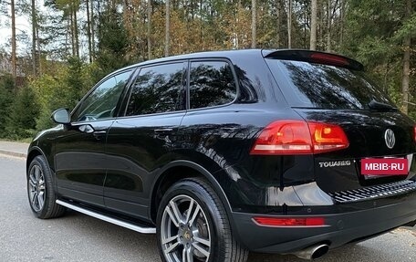 Volkswagen Touareg III, 2012 год, 2 180 000 рублей, 3 фотография