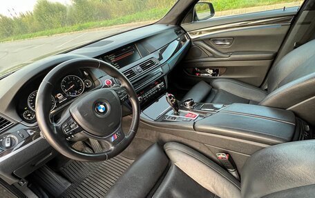 BMW 5 серия, 2013 год, 2 400 000 рублей, 21 фотография