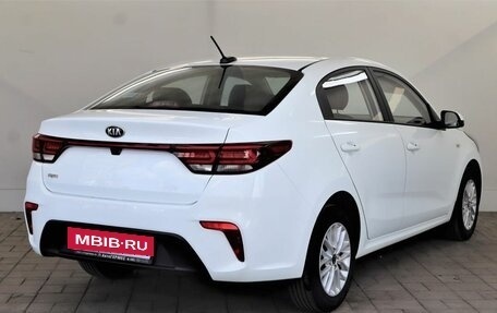 KIA Rio IV, 2020 год, 1 439 000 рублей, 4 фотография