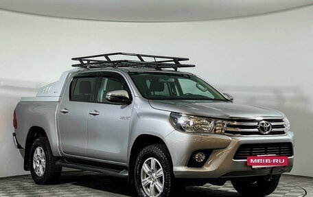 Toyota Hilux VIII, 2017 год, 3 800 000 рублей, 3 фотография