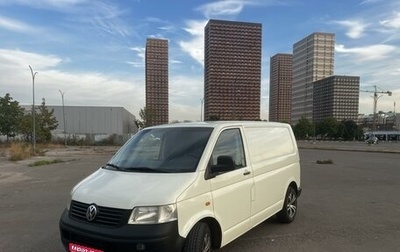 Volkswagen Transporter T5 рестайлинг, 2006 год, 1 400 000 рублей, 1 фотография