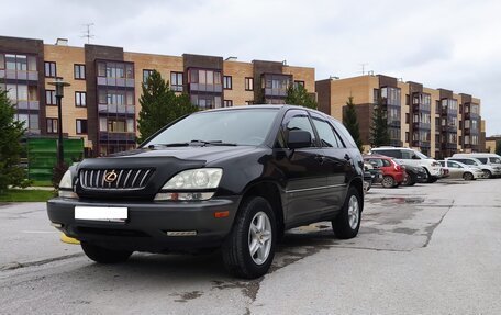 Lexus RX IV рестайлинг, 2002 год, 1 400 000 рублей, 2 фотография