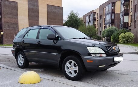 Lexus RX IV рестайлинг, 2002 год, 1 400 000 рублей, 4 фотография