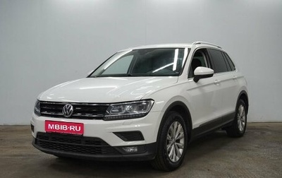 Volkswagen Tiguan II, 2019 год, 2 430 000 рублей, 1 фотография