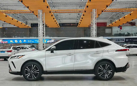 Toyota Venza, 2023 год, 2 499 111 рублей, 4 фотография