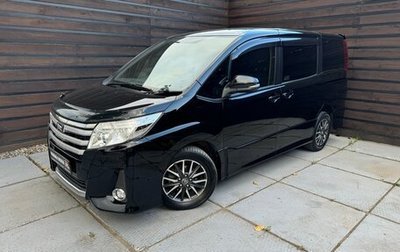 Toyota Noah III, 2015 год, 1 800 000 рублей, 1 фотография