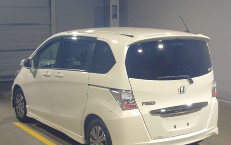 Honda Freed I, 2012 год, 1 100 000 рублей, 3 фотография