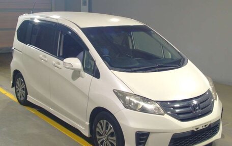 Honda Freed I, 2012 год, 1 100 000 рублей, 2 фотография