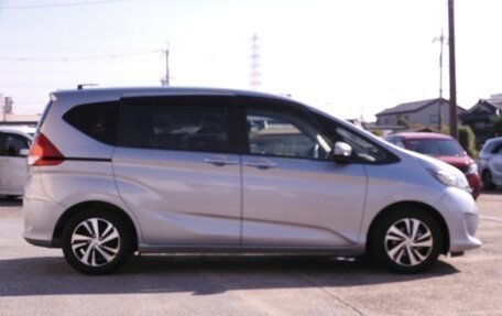 Honda Freed II, 2019 год, 1 404 000 рублей, 4 фотография