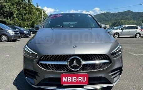 Mercedes-Benz B-Класс, 2019 год, 2 140 000 рублей, 10 фотография