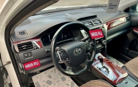 Toyota Camry, 2014 год, 2 349 000 рублей, 10 фотография