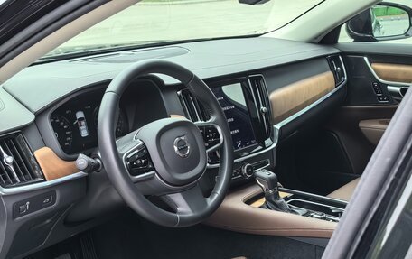 Volvo S90 II рестайлинг, 2020 год, 3 800 000 рублей, 12 фотография