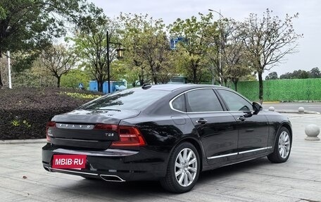 Volvo S90 II рестайлинг, 2020 год, 3 800 000 рублей, 8 фотография