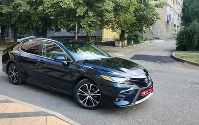 Toyota Camry, 2018 год, 2 400 000 рублей, 1 фотография