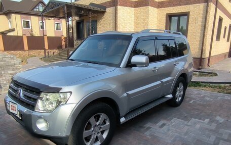 Mitsubishi Pajero IV, 2008 год, 2 350 000 рублей, 33 фотография