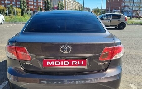 Toyota Avensis III рестайлинг, 2009 год, 1 375 000 рублей, 3 фотография