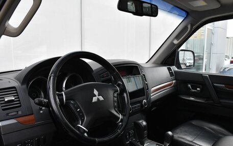 Mitsubishi Pajero IV, 2007 год, 1 649 000 рублей, 10 фотография