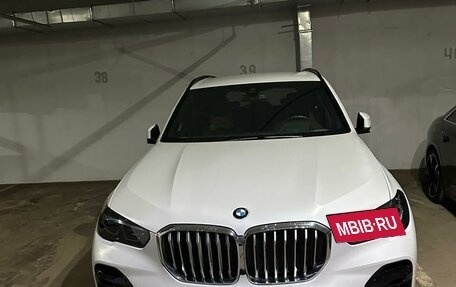 BMW X5, 2022 год, 13 000 000 рублей, 3 фотография