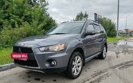 Mitsubishi Outlander III рестайлинг 3, 2011 год, 1 399 000 рублей, 6 фотография