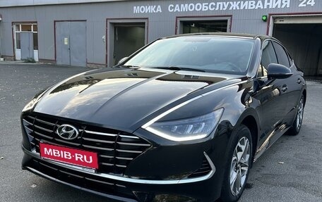 Hyundai Sonata VIII, 2021 год, 2 900 000 рублей, 2 фотография