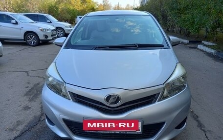 Toyota Vitz, 2011 год, 569 000 рублей, 2 фотография