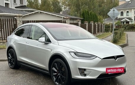 Tesla Model X I, 2016 год, 5 000 000 рублей, 2 фотография