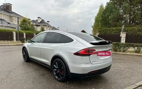 Tesla Model X I, 2016 год, 5 000 000 рублей, 3 фотография