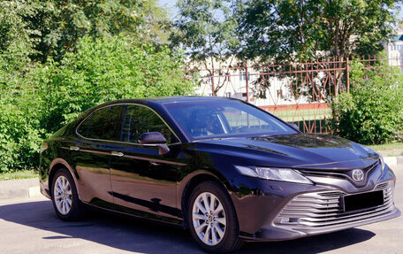 Toyota Camry, 2019 год, 2 500 000 рублей, 2 фотография