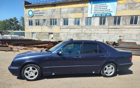 Mercedes-Benz E-Класс, 1999 год, 700 000 рублей, 10 фотография