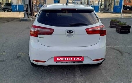 KIA Rio III рестайлинг, 2014 год, 550 000 рублей, 4 фотография