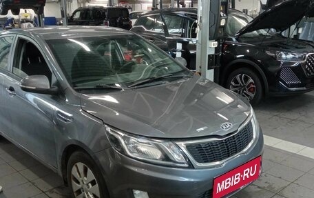 KIA Rio III рестайлинг, 2012 год, 800 000 рублей, 2 фотография