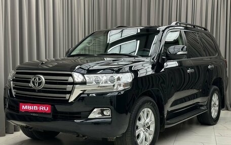 Toyota Land Cruiser 200, 2019 год, 7 700 000 рублей, 1 фотография