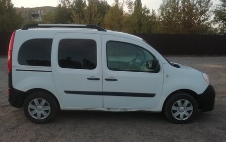 Renault Kangoo II рестайлинг, 2008 год, 710 000 рублей, 11 фотография