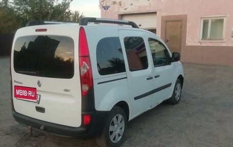 Renault Kangoo II рестайлинг, 2008 год, 710 000 рублей, 12 фотография