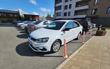 Volkswagen Polo VI (EU Market), 2017 год, 1 400 000 рублей, 2 фотография