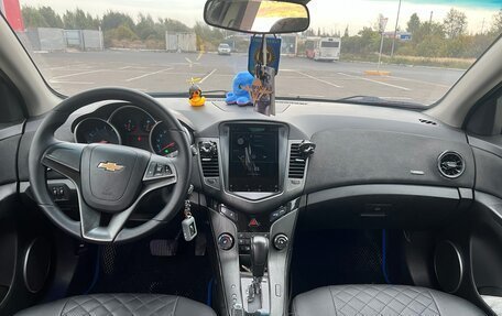 Chevrolet Cruze II, 2011 год, 830 000 рублей, 7 фотография