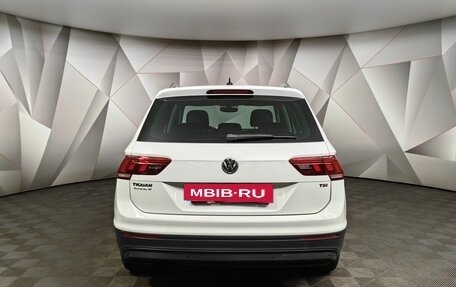 Volkswagen Tiguan II, 2017 год, 2 265 000 рублей, 8 фотография