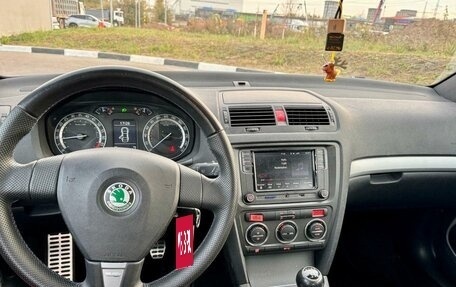 Skoda Octavia RS, 2008 год, 710 000 рублей, 2 фотография