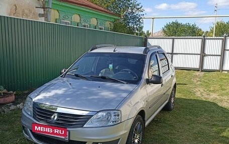 Renault Logan I, 2011 год, 670 000 рублей, 2 фотография